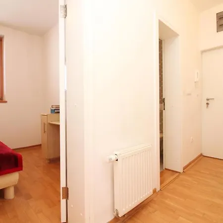 De Apartman アパート *